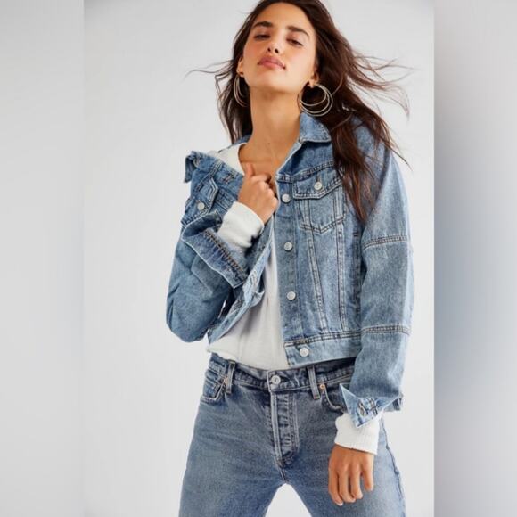 Free People Rumors Denim Jacket Size S Boho Cotton Blend Grunge Light Wash - Picture 1 of 14